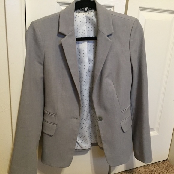 Express women’s skirt suit in light grey - Picture 1 of 6